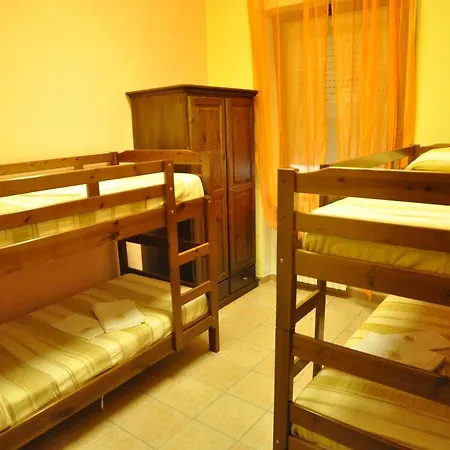 Del Volo לינה וארוחת בוקר *